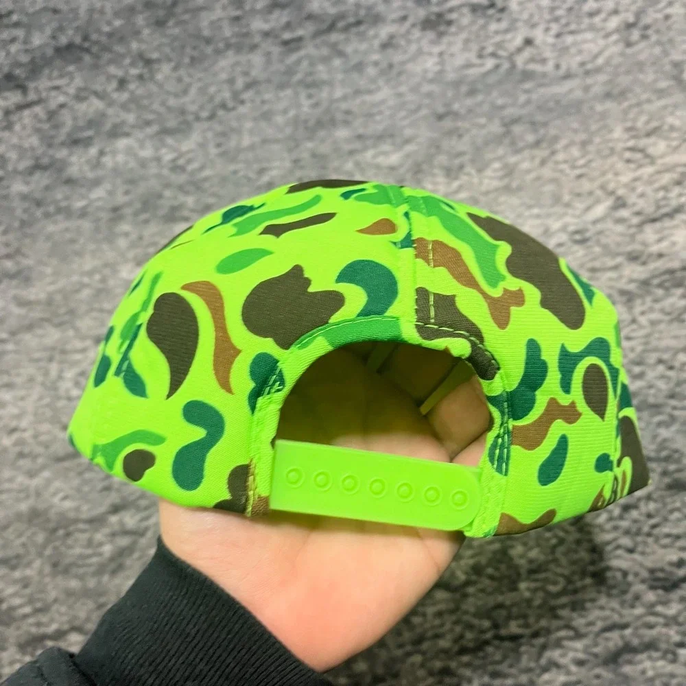 Vintage 90s Neon Green Camouflage Trucker Hat‎ Mesh Outdoor Hunting Adjustable
